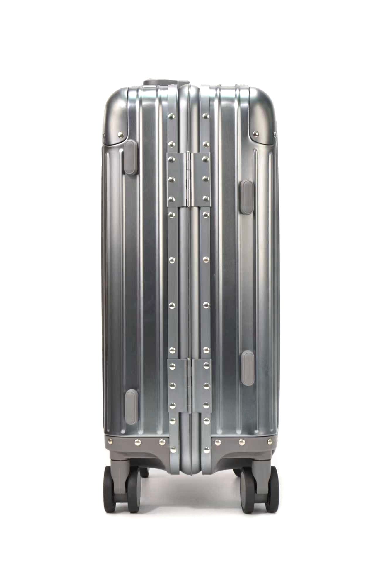 Onboard kabinkoffert i Graphite Grey